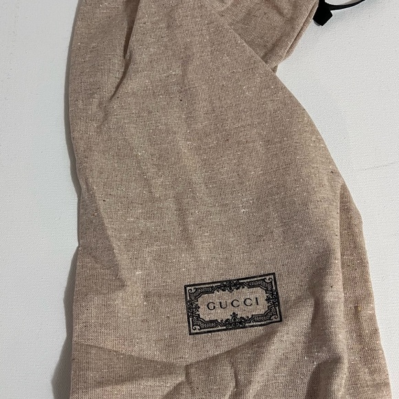 Gucci sneakers size 8.5 with all original packaging - Picture 5 of 15